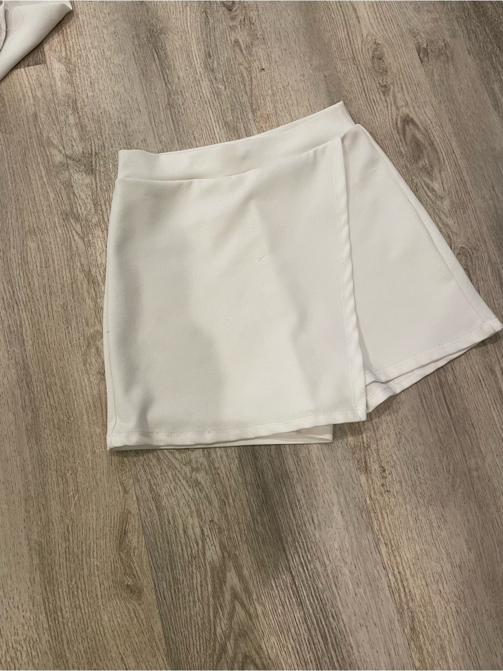 Charlotte Russe White Mini Skort
